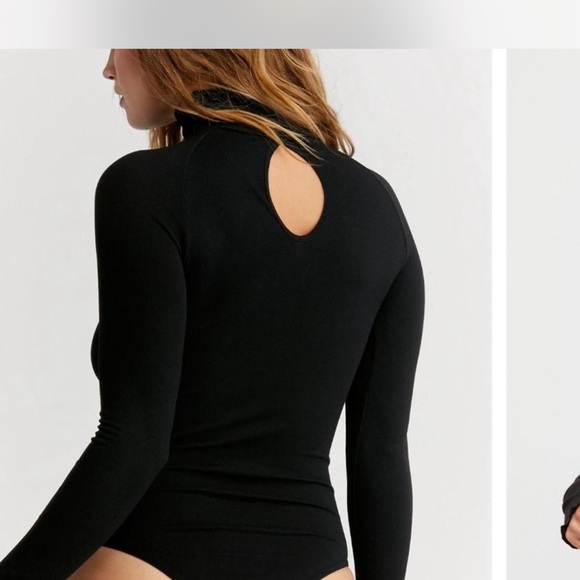 Free People Intimately Ribbed Seamless Black Turtleneck Bodysuit - Picture 2 of 4